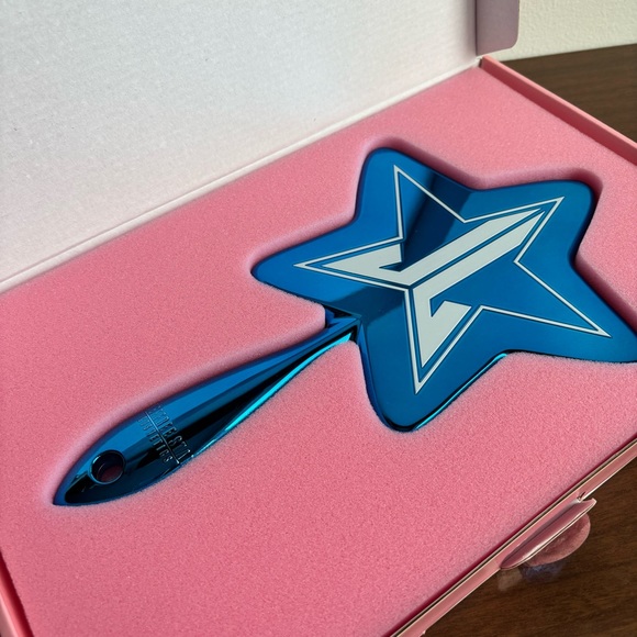 Jeffree Star Blue Chrome Shiny Hand Mirror - Picture 4 of 6